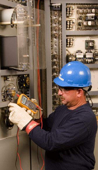 四個(gè)用戶群，四種萬(wàn)用表