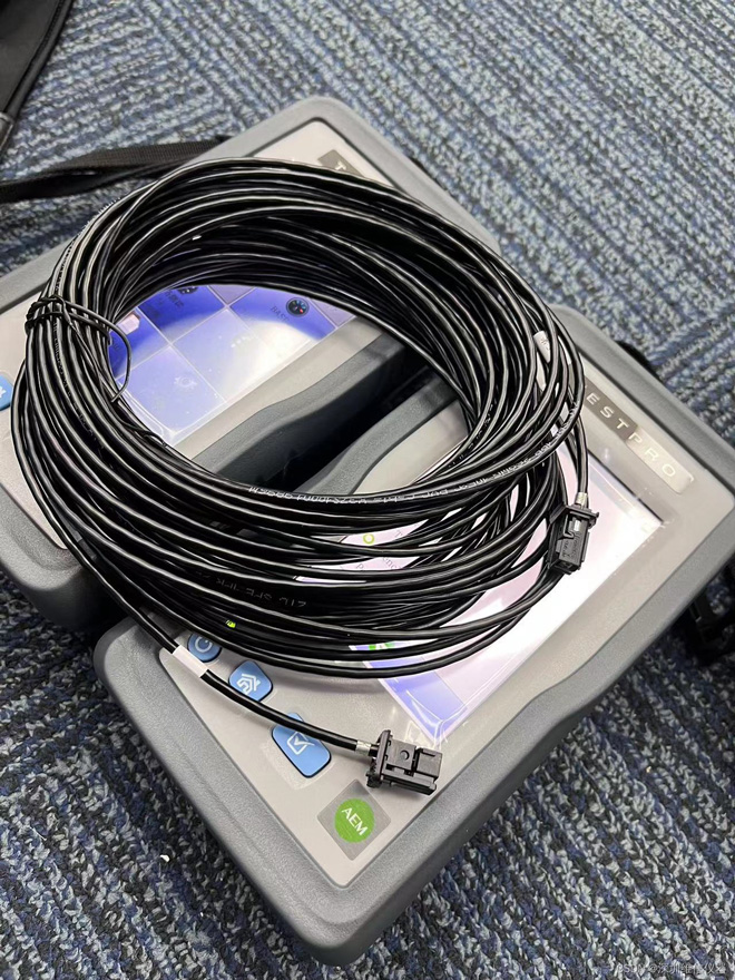 040738-1.jpg 040738-1.jpg